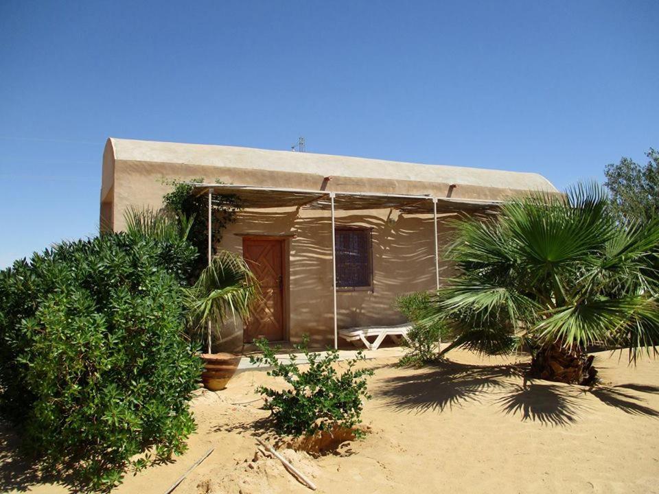 Grand Sud, La Maison De Sable Douz Exteriér fotografie