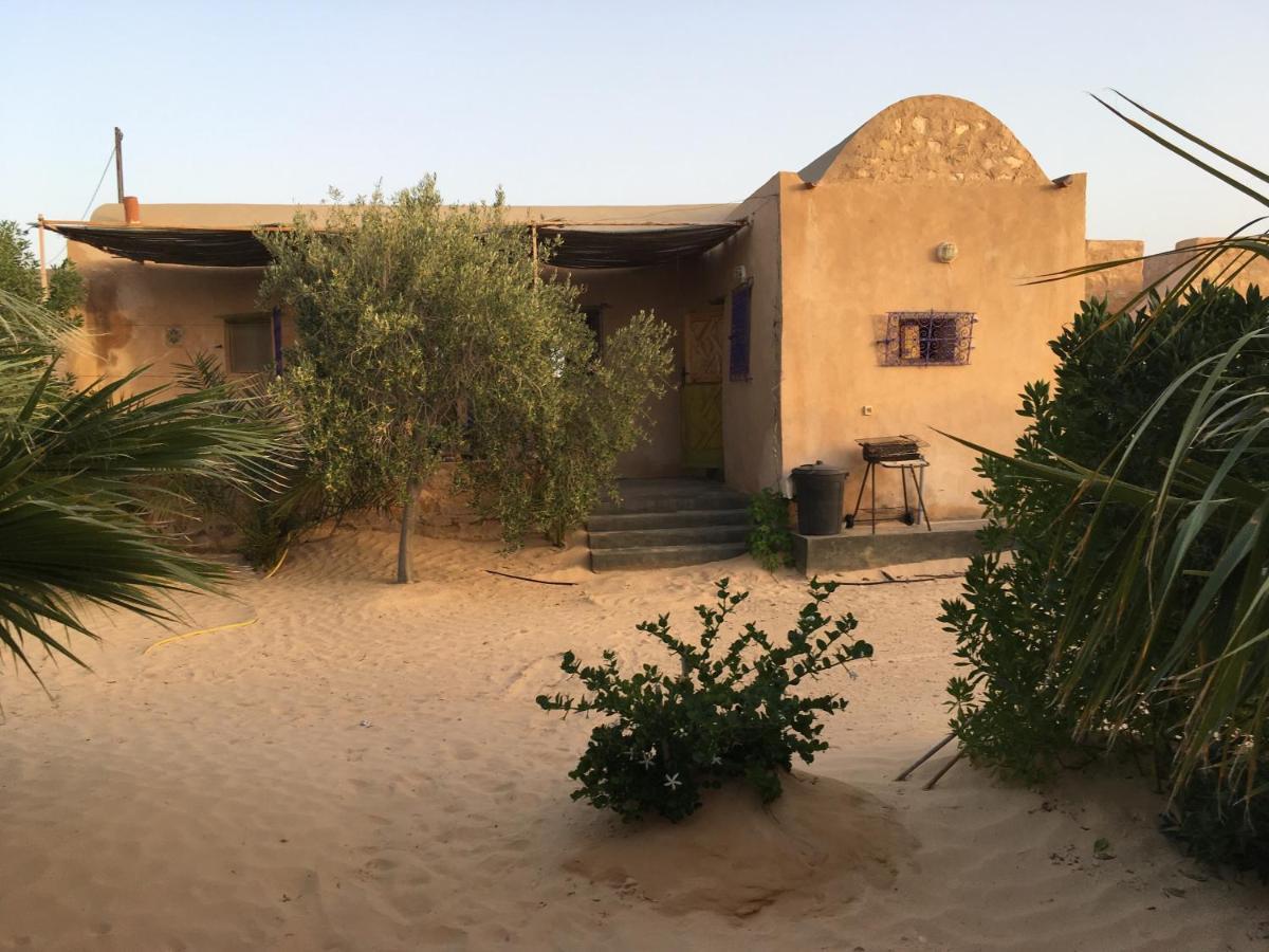 Grand Sud, La Maison De Sable Douz Exteriér fotografie